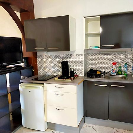Studio En Rdc Avec Balcon Centre Vitre Zewnętrze zdjęcie