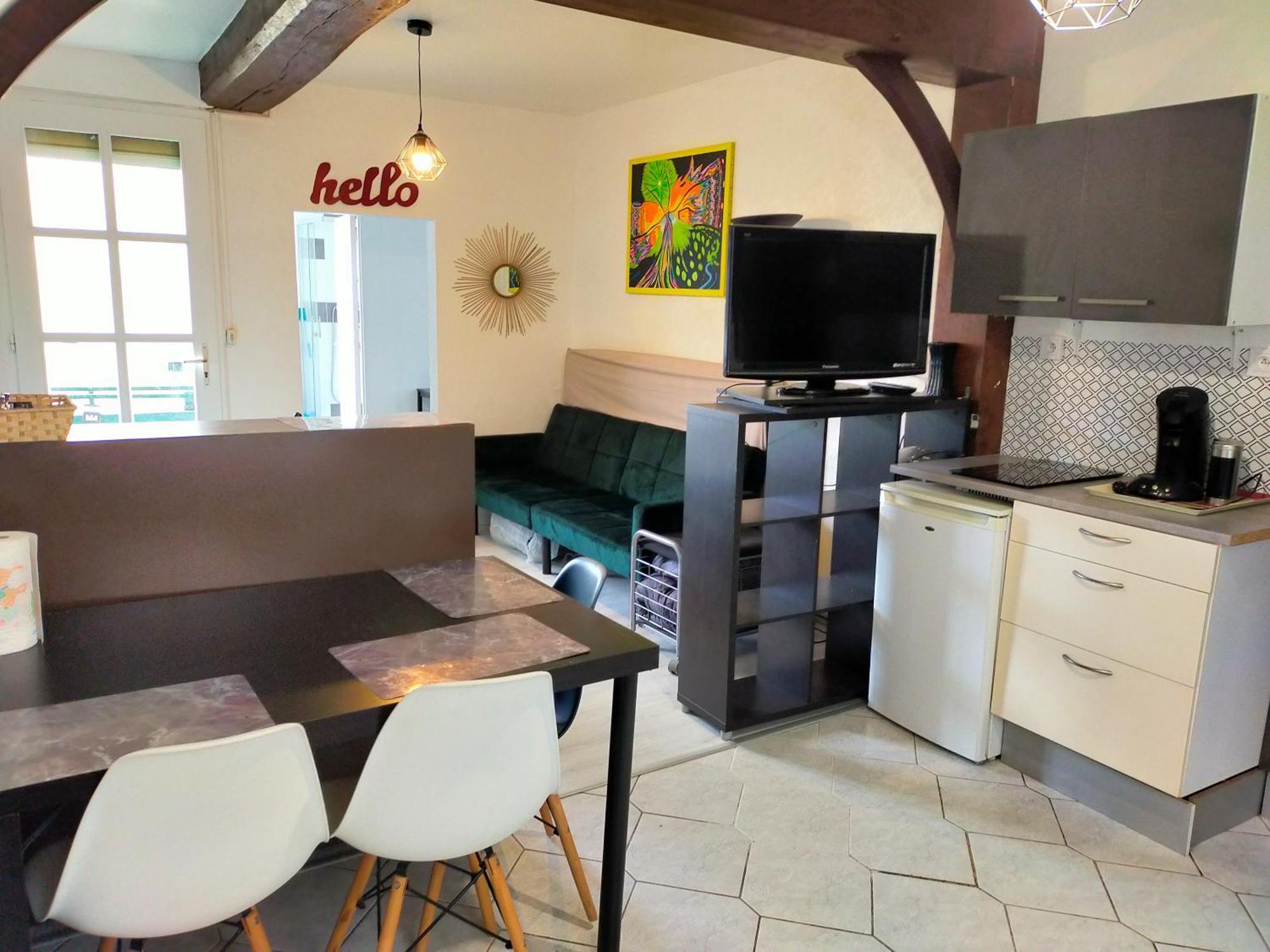 Studio En Rdc Avec Balcon Centre Vitre Zewnętrze zdjęcie